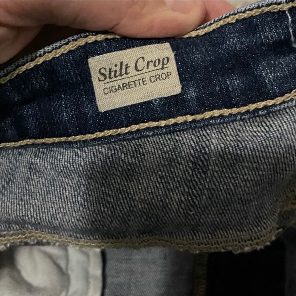 AG Stilt cigarette crop distressed jeans